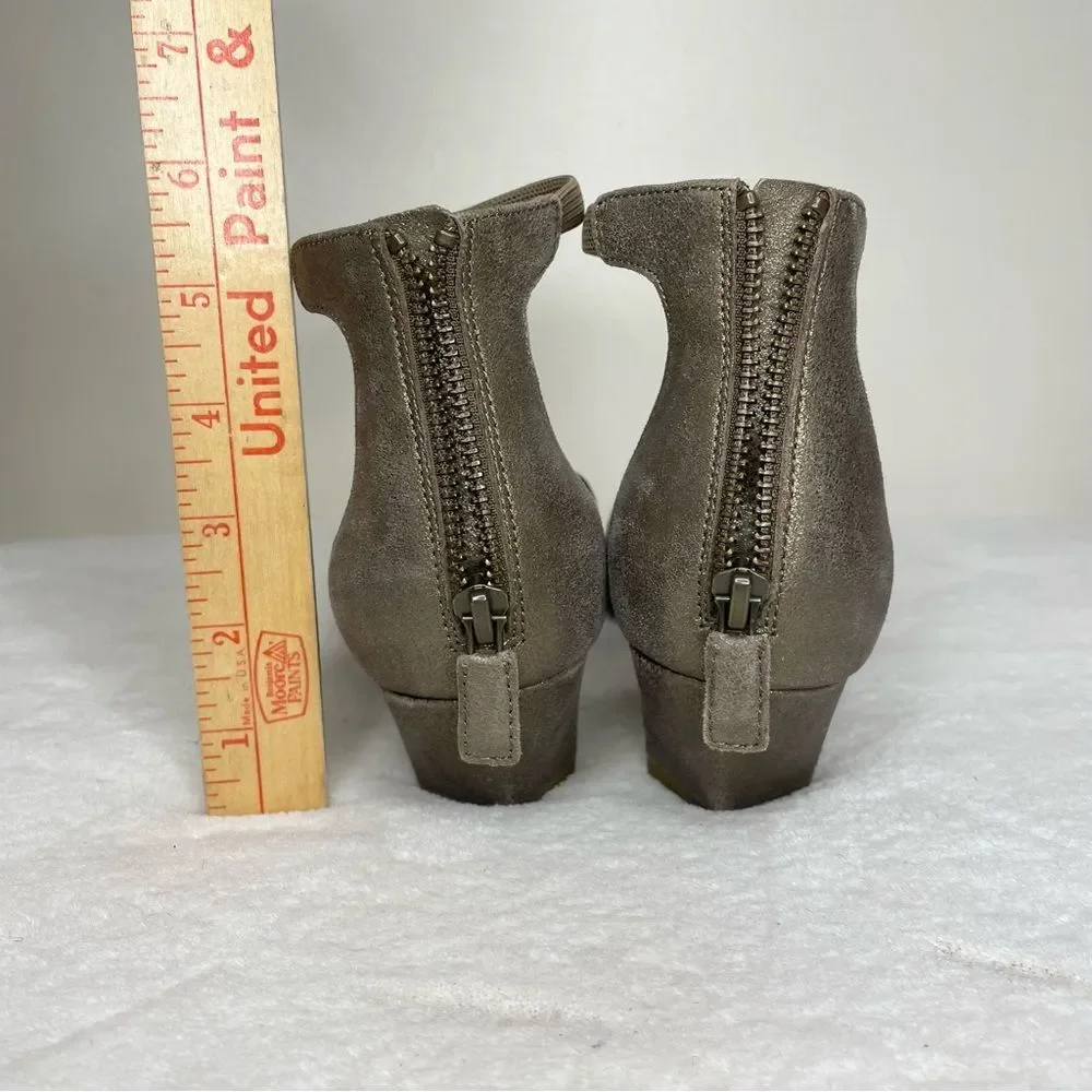 Eileen Fisher Heels Metallic Leather Ankle Strap Zip Back Pumps Gold Size 7.5